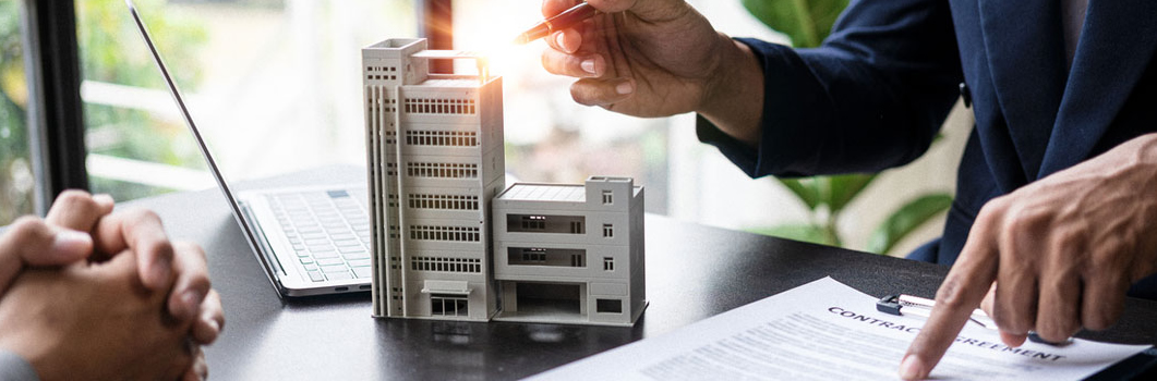 RESIDENTIAL & COMMERCIAL PROPERTY MANAGEMENT